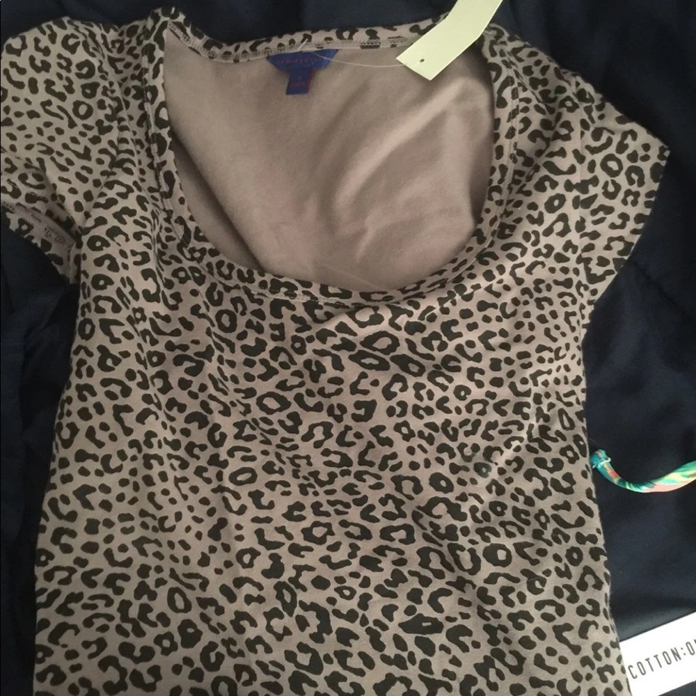 Leopard crop top